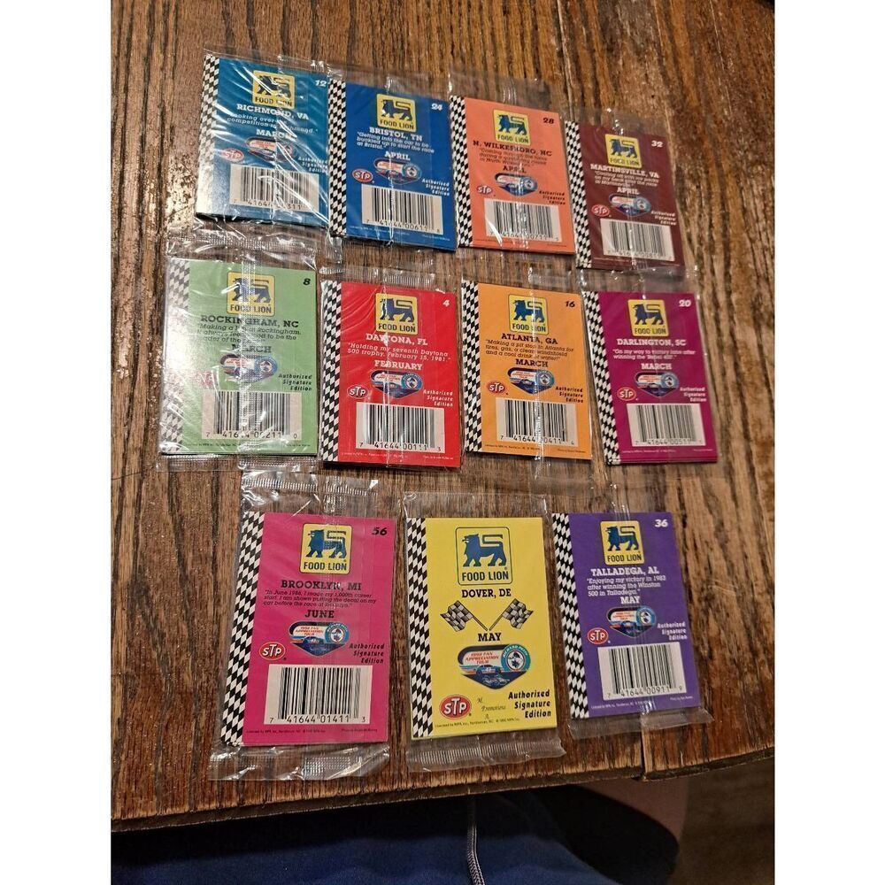 Lot 11 Sealed 1992 Richard Petty Fan Appreciation Tour NASCAR Trading Cards